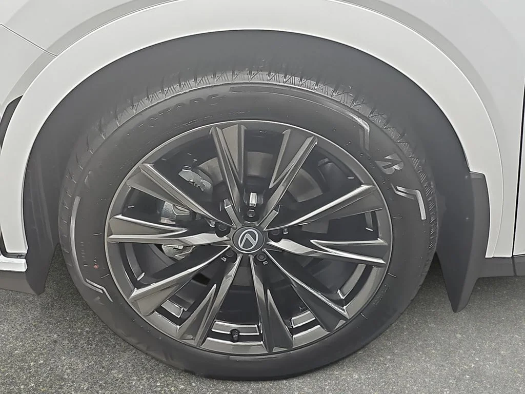 New 2026 Ultra White Lexus F SPORT DESIGN AWD image 31