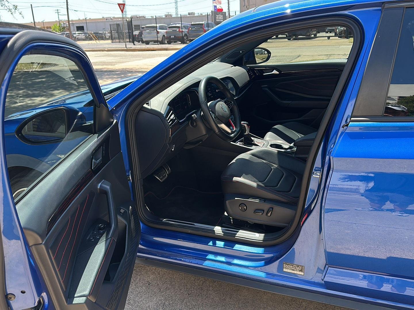 Certified Used 2023 Rising Blue Metallic Volkswagen Autobahn image 9