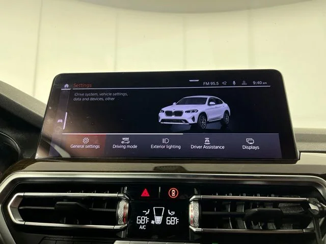 Used 2022 White BMW xDrive30i image 28