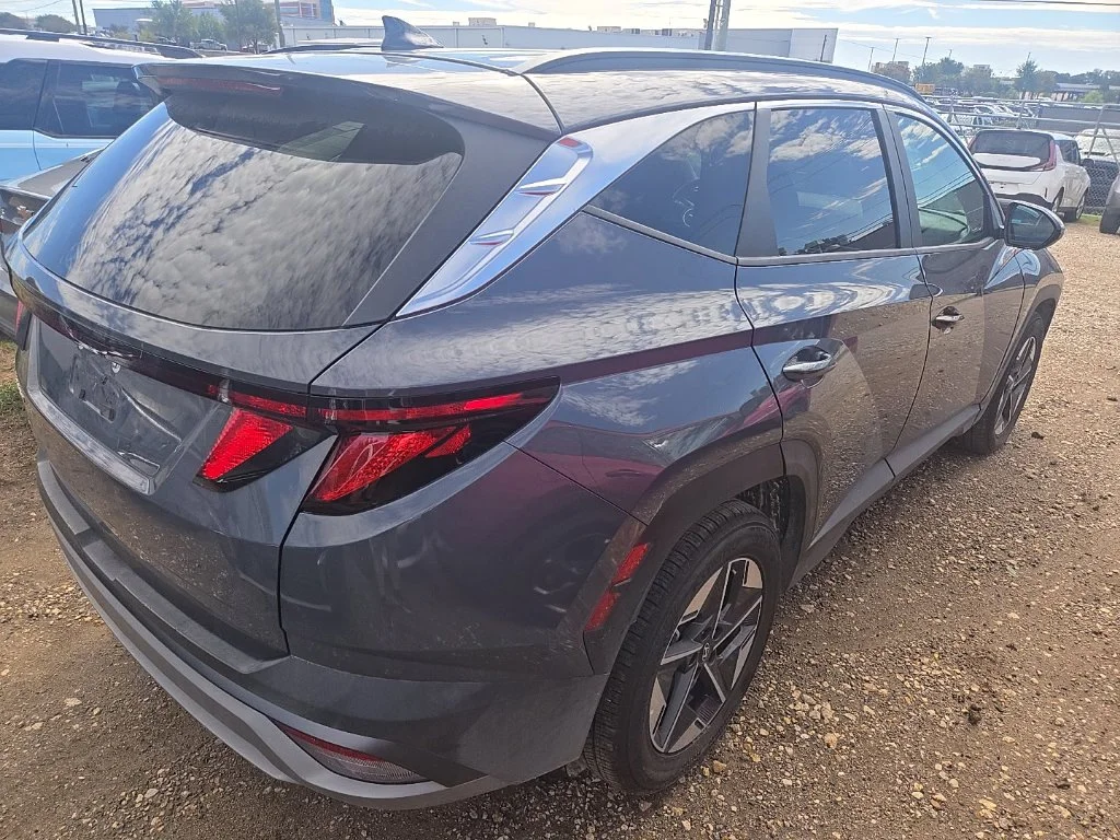 Used 2026 Gray Hyundai SEL Plus image 5