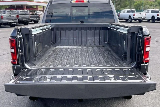 New 2026 Granite Crystal Metallic Clear-Coat Exterior Paint RAM Laramie image 16
