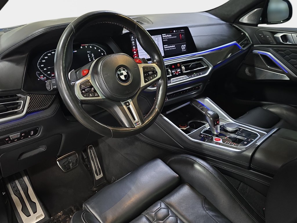 Used 2021 Black Sapphire Metallic BMW  image 19