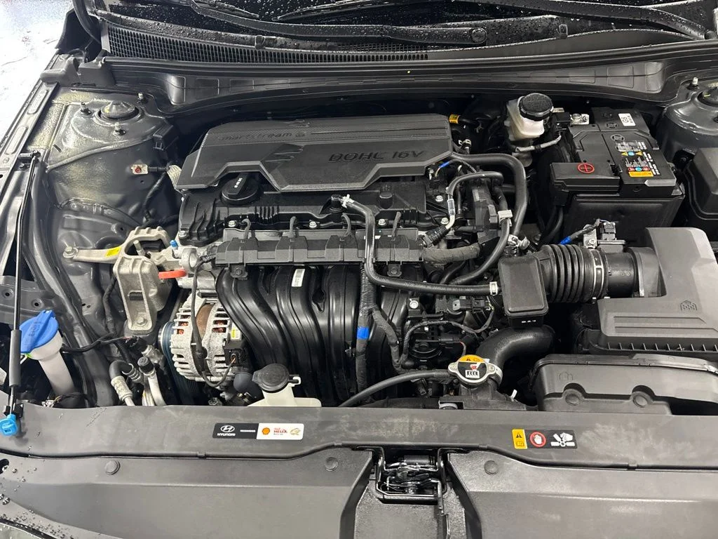 Used 2024 Gray Hyundai SEL image 13