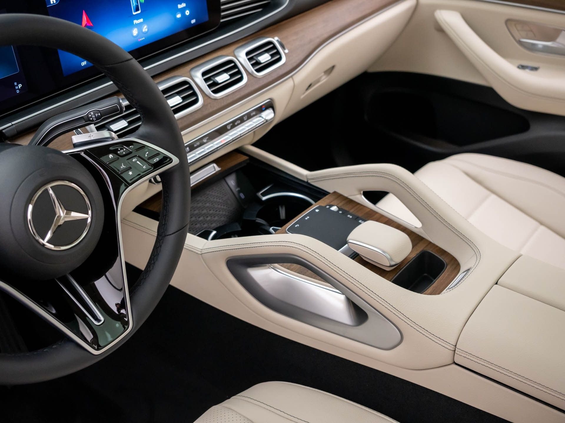 New 2026 Polar White Mercedes-Benz GLE 350 image 12