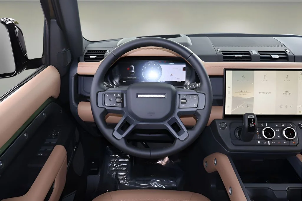 New 2026 Woolstone Green Land Rover X-Dynamic SE image 14