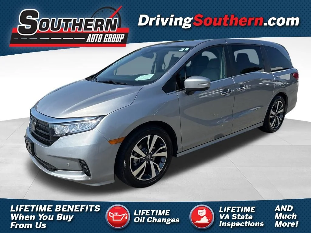 2023 Honda Odyssey Touring's photo