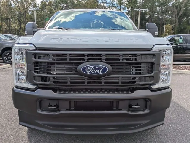 New 2027 White Ford XL image 9
