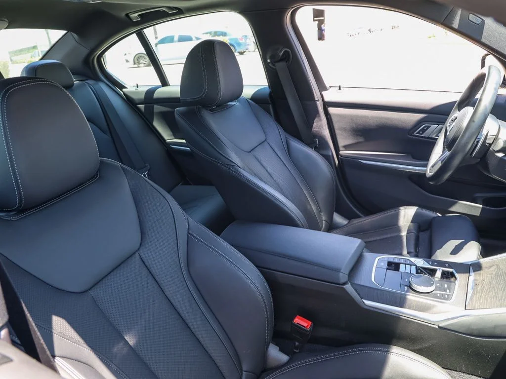 Used 2023 Gray BMW 330i image 19
