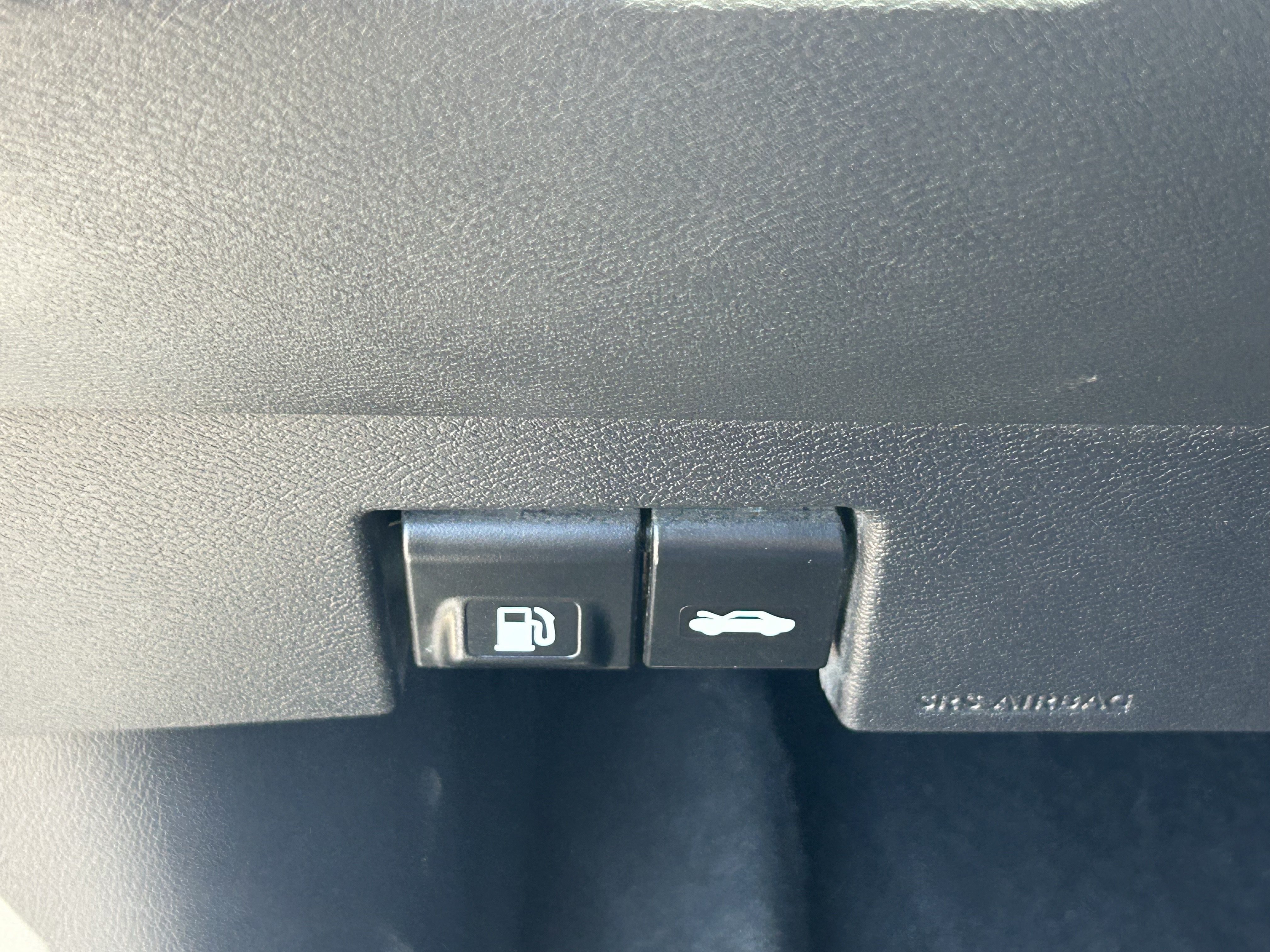 2024 Nissan Versa Sedan SV - Photo 30