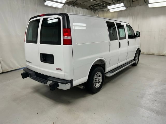 Used 2025 Summit White GMC Work Van image 4