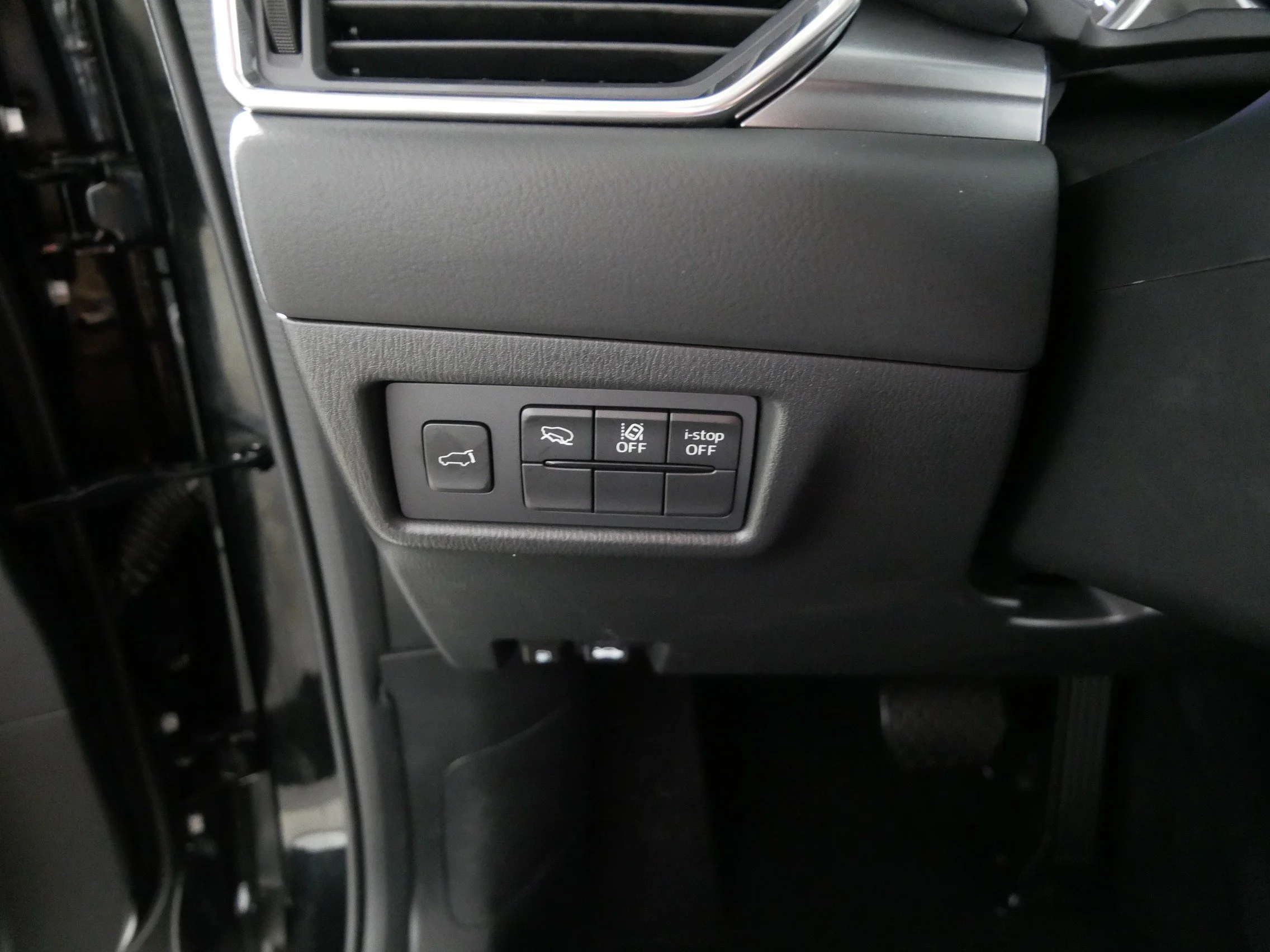 Used 2025 Jet Black Mica Mazda 2.5 S Preferred Package image 26