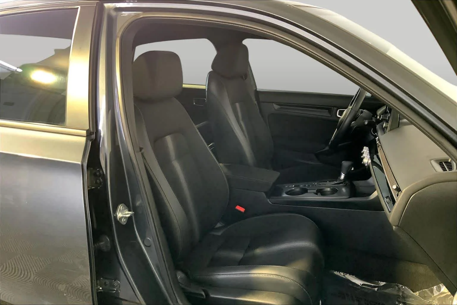 Used 2024 Meteorite Gray Metallic Honda Sport image 8