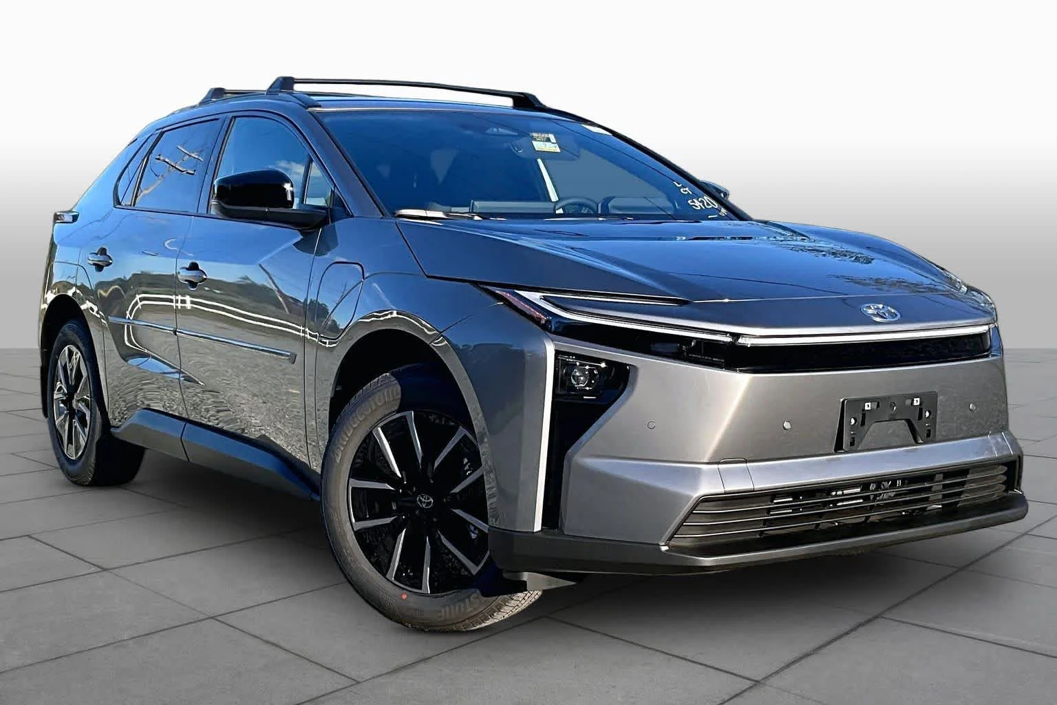 New 2027 Heavy Metal Toyota XLE image 2