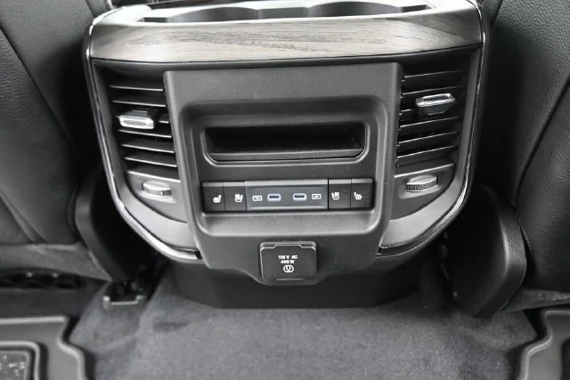 New 2026 Diamond Black Crystal Pearl-Coat Exterior Paint RAM Limited image 24