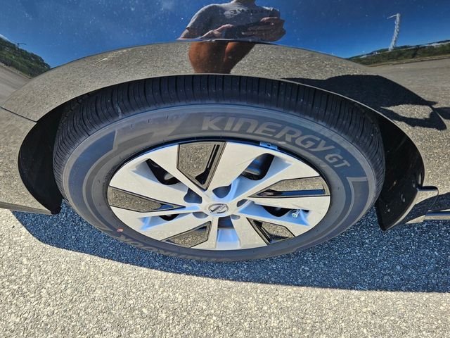 Used 2025 Black Nissan 2.5 S image 16