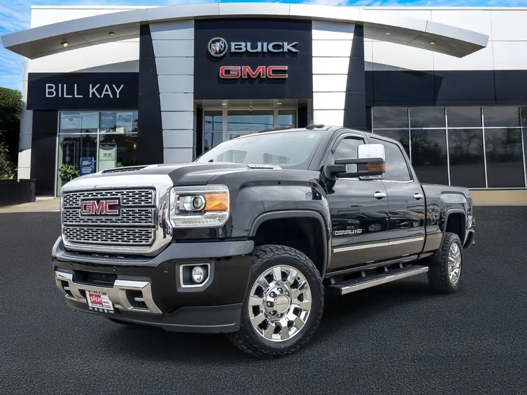 2019 GMC Sierra 4WD Crew Cab Standard Box Denali's photo