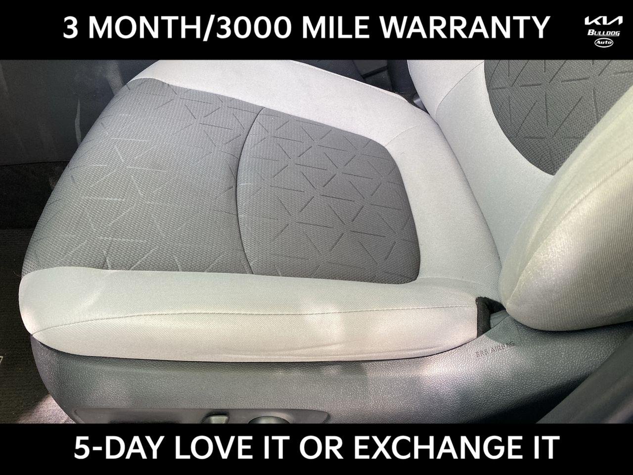 Used 2022 White Toyota XLE image 16