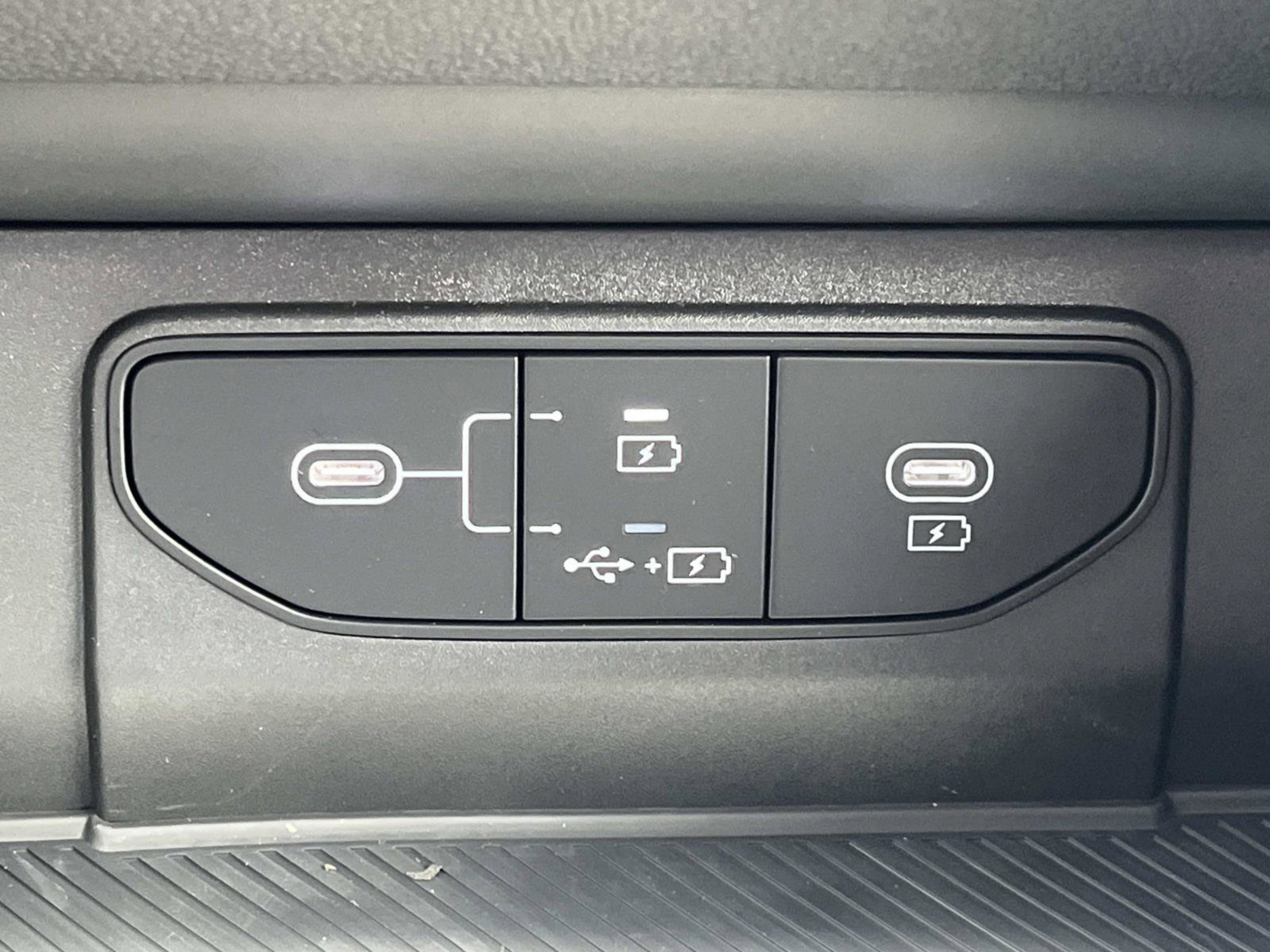 New 2026 Steel Gray Kia LX image 27