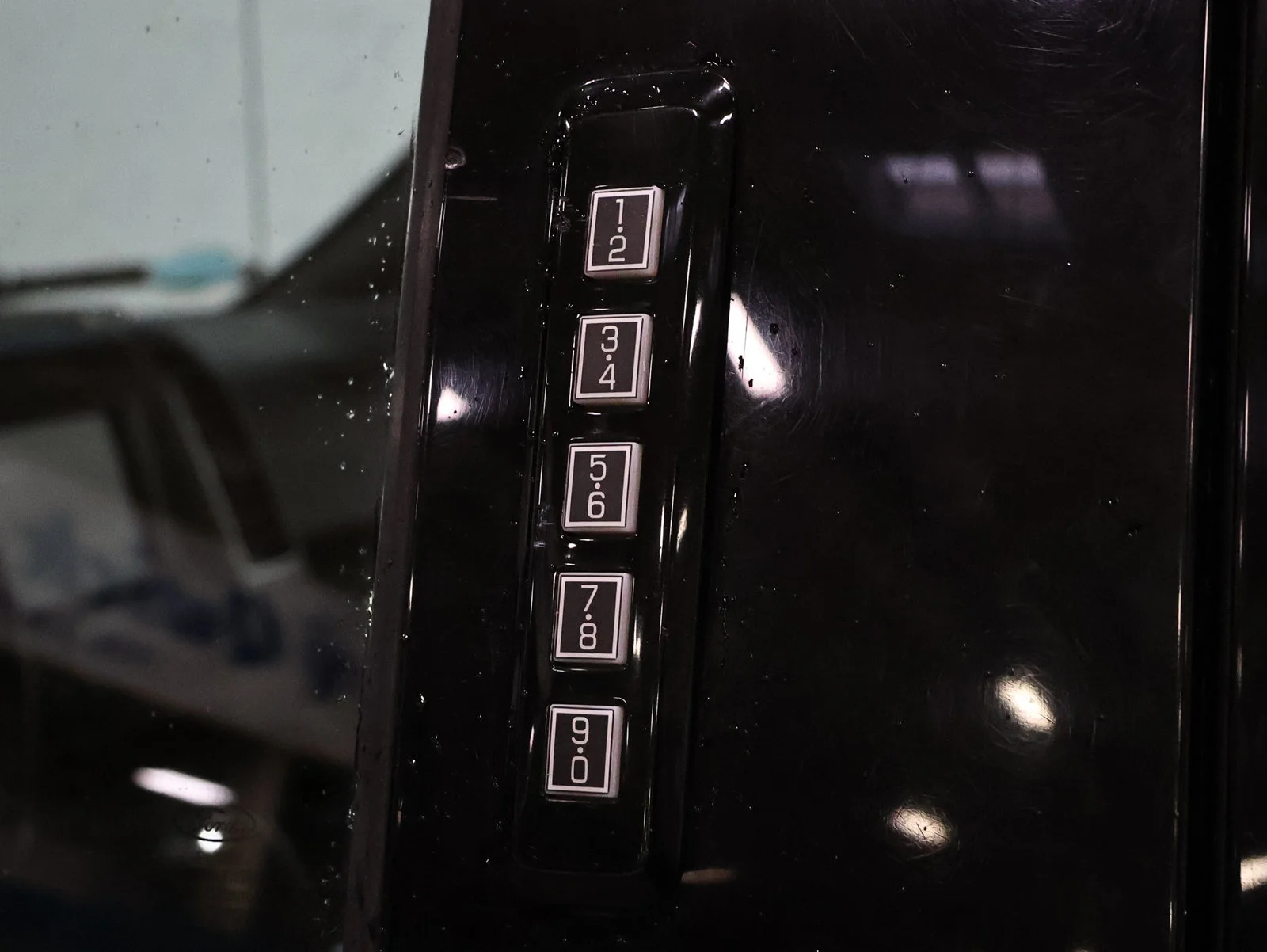 Certified Used 2018 Shadow Black Ford XLT image 19