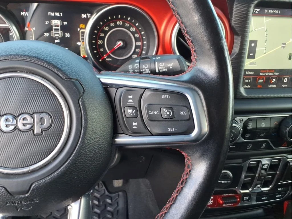 Used 2020 White Jeep Unlimited Rubicon image 23