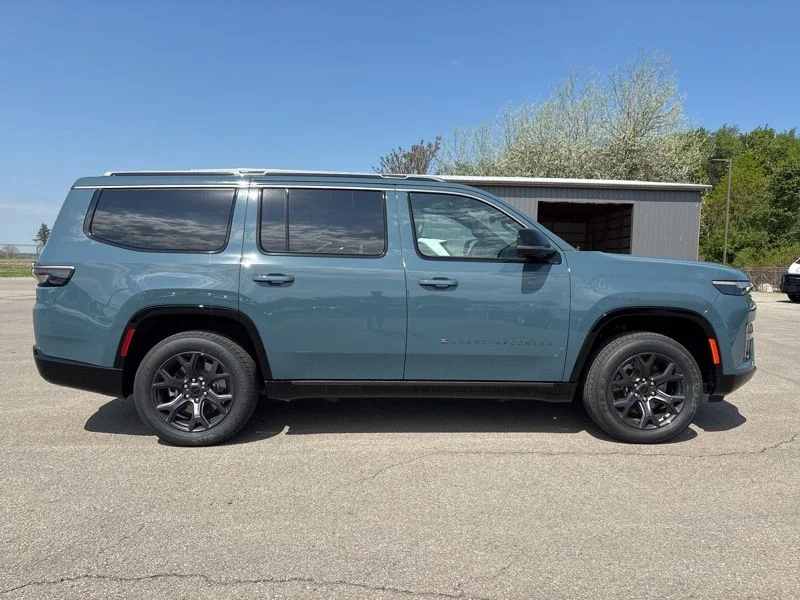 New 2026 Steel Blue Jeep Limited Altitude image 2