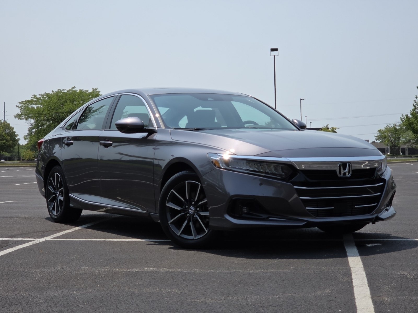 Certified Used 2021 Modern Steel Metallic Honda EX-L image 2