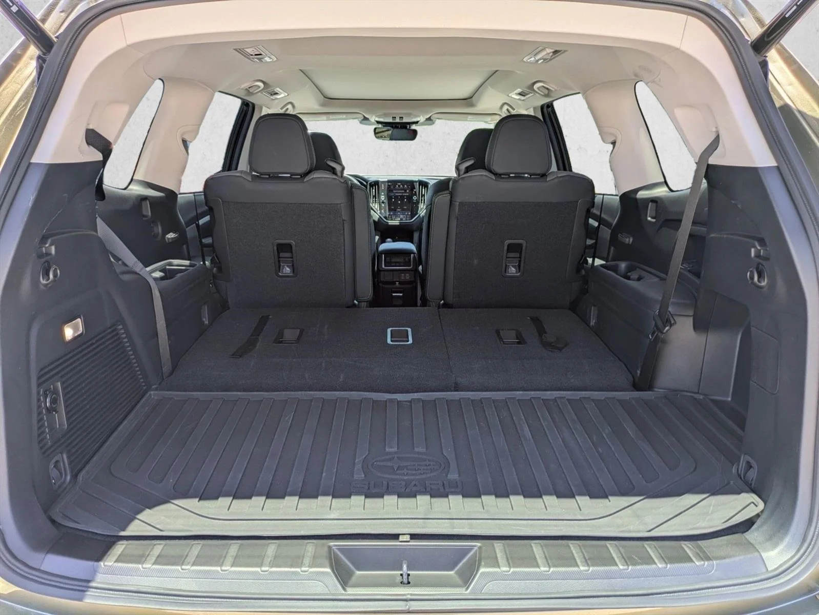 Used 2025 Autumn Green Metallic Subaru Onyx Edition image 6