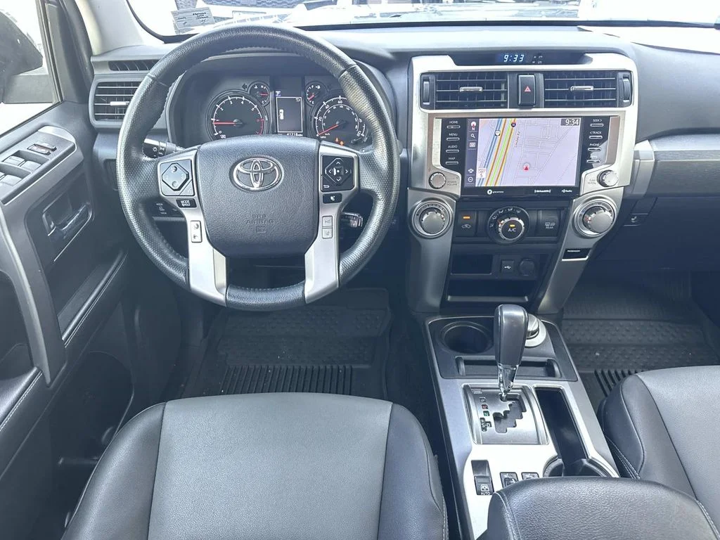 Used 2024  Toyota SR5 Premium image 17