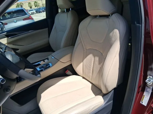 Used 2024 Red INFINITI LUXE image 14