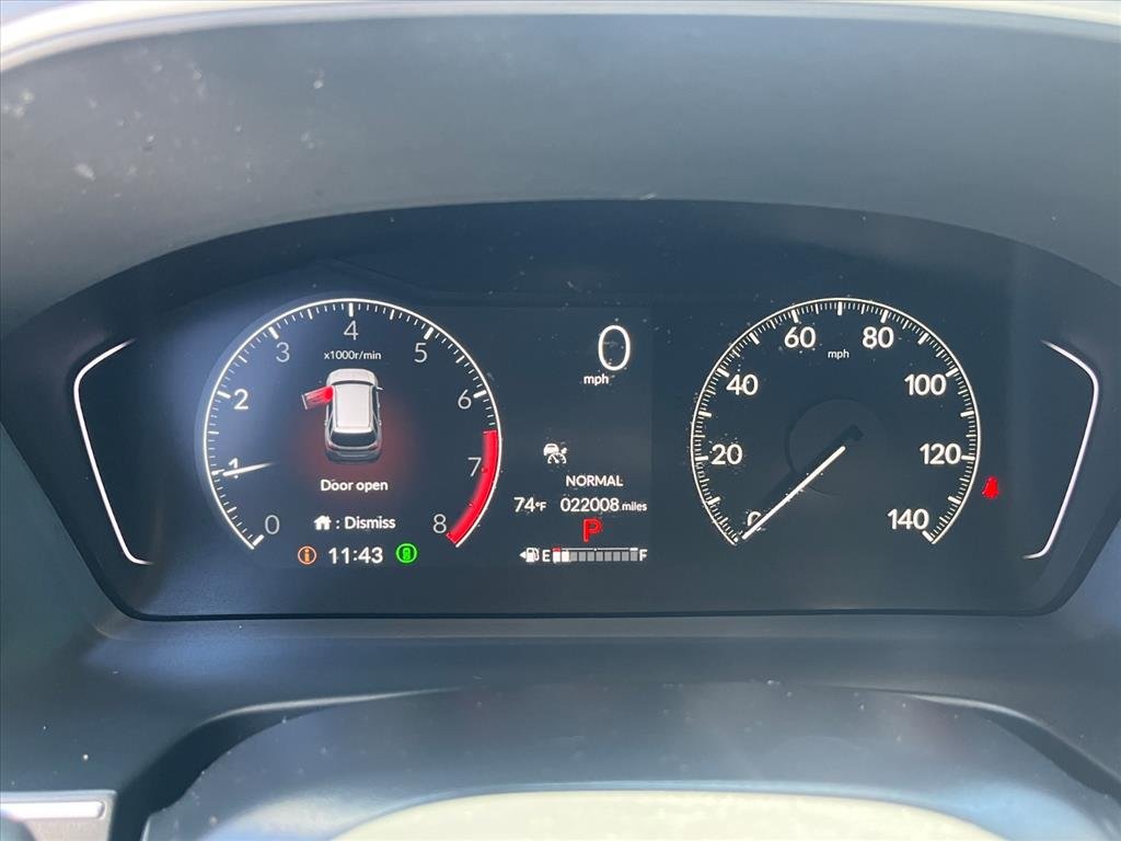 Used 2025 Sonic Gray Pearl Ga Honda Touring image 9