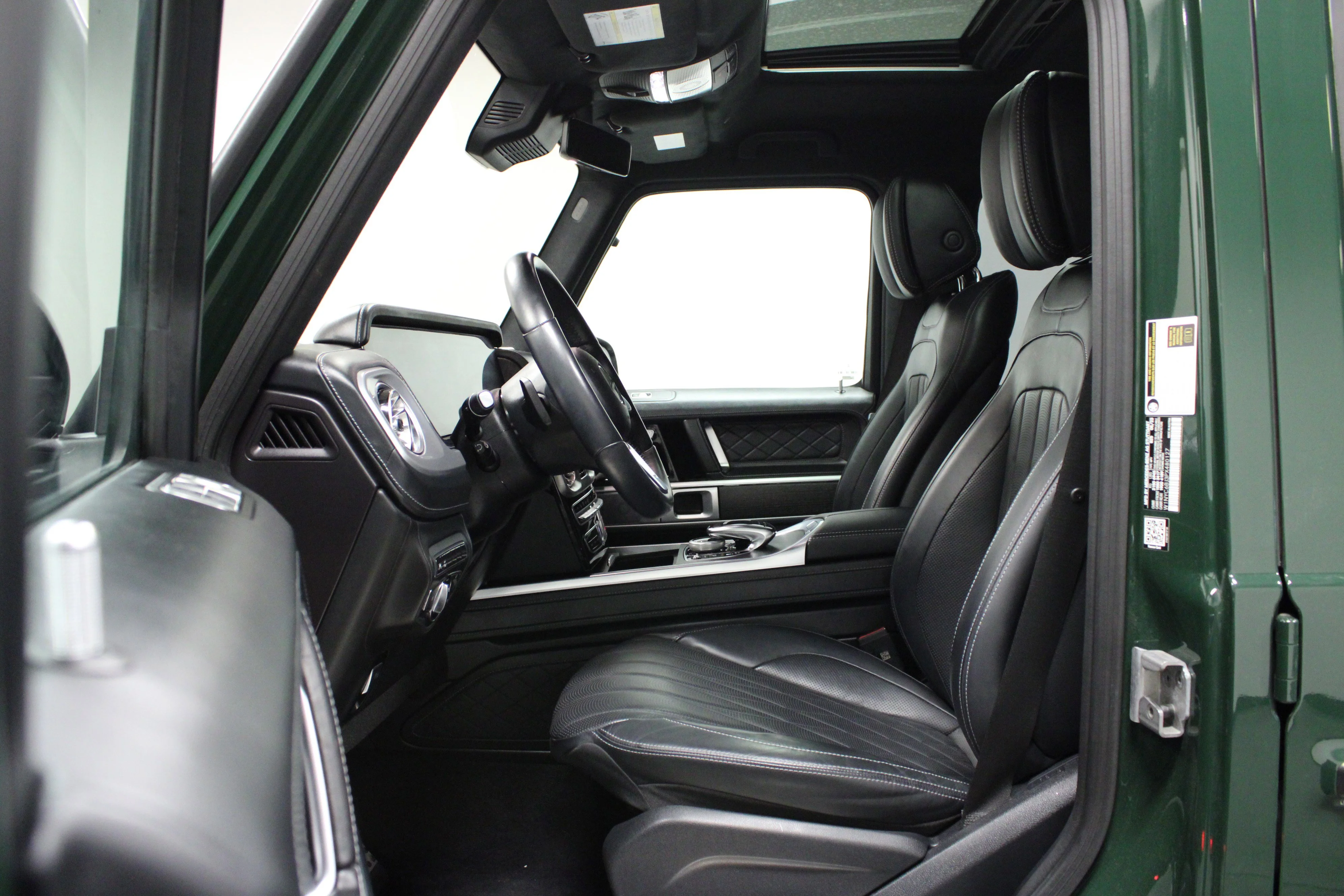 Used 2023 MANUFAKTUR Deep Green Mercedes-Benz G 550 image 12