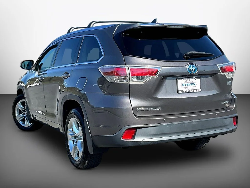Used 2016 Predawn Gray Mica Toyota Limited Platinum image 4