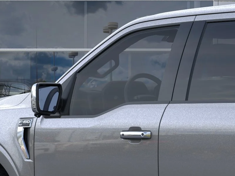 New 2026 Carbonized Gray Metallic Ford XLT image 20