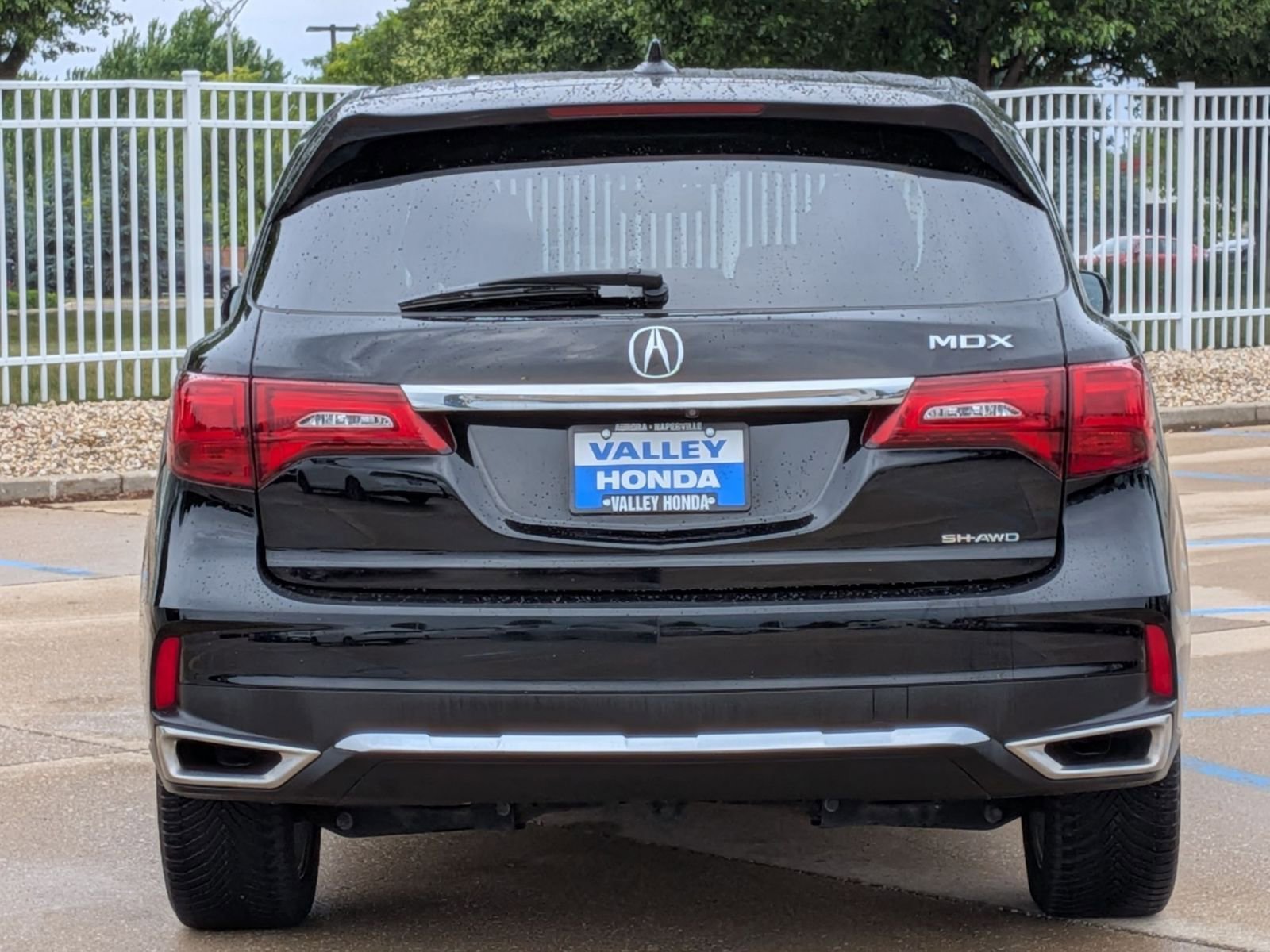 Used 2017 Crystal Black Pearl Acura SH-AWD w/ Technology Package image 7