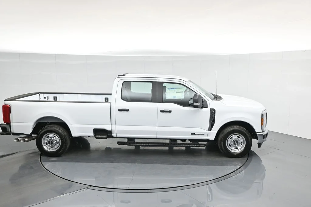 2026 Ford F-350 Super Duty XL - Photo 54