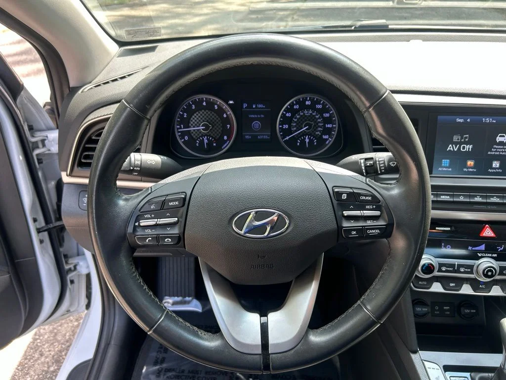 Used 2020 White Hyundai Value Edition image 20