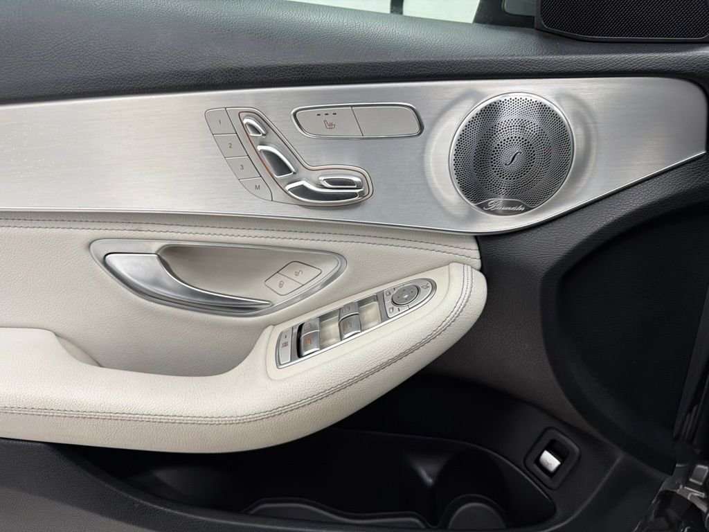 Certified Used 2015 Gray Mercedes-Benz C 300 image 14