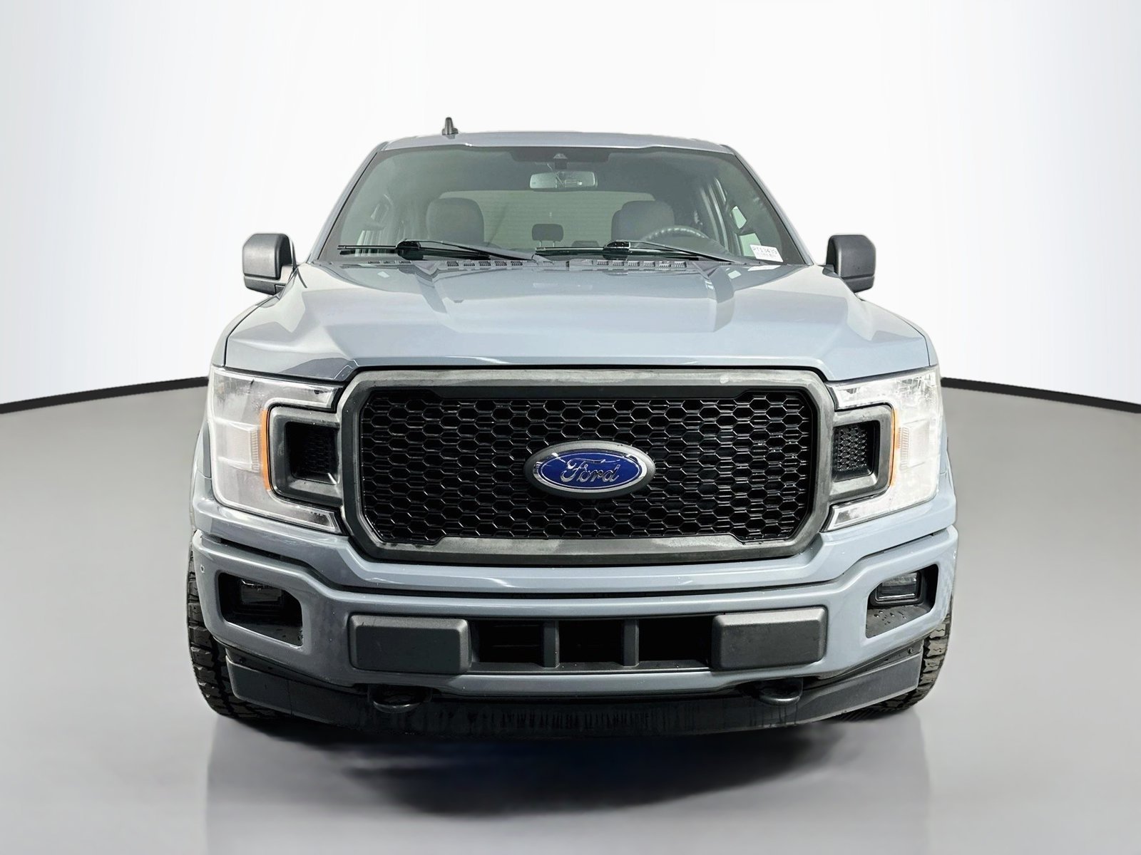 Used 2020 Gray Metallic Ford XLT image 2