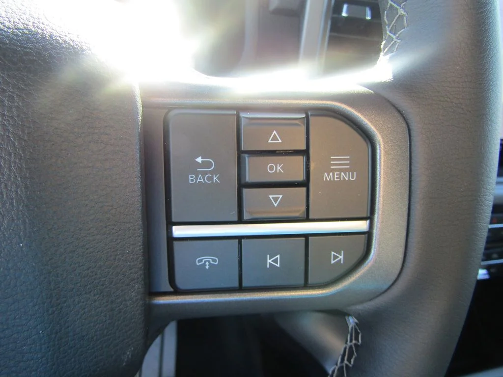 New 2026 Carbonized Gray Metallic Ford XLT image 27