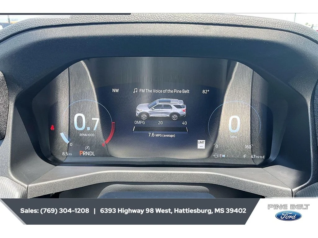New 2026 Space White Metallic Ford ST-Line image 14