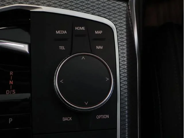 New 2026 Brooklyn Grey Metallic BMW 330i xDrive image 28