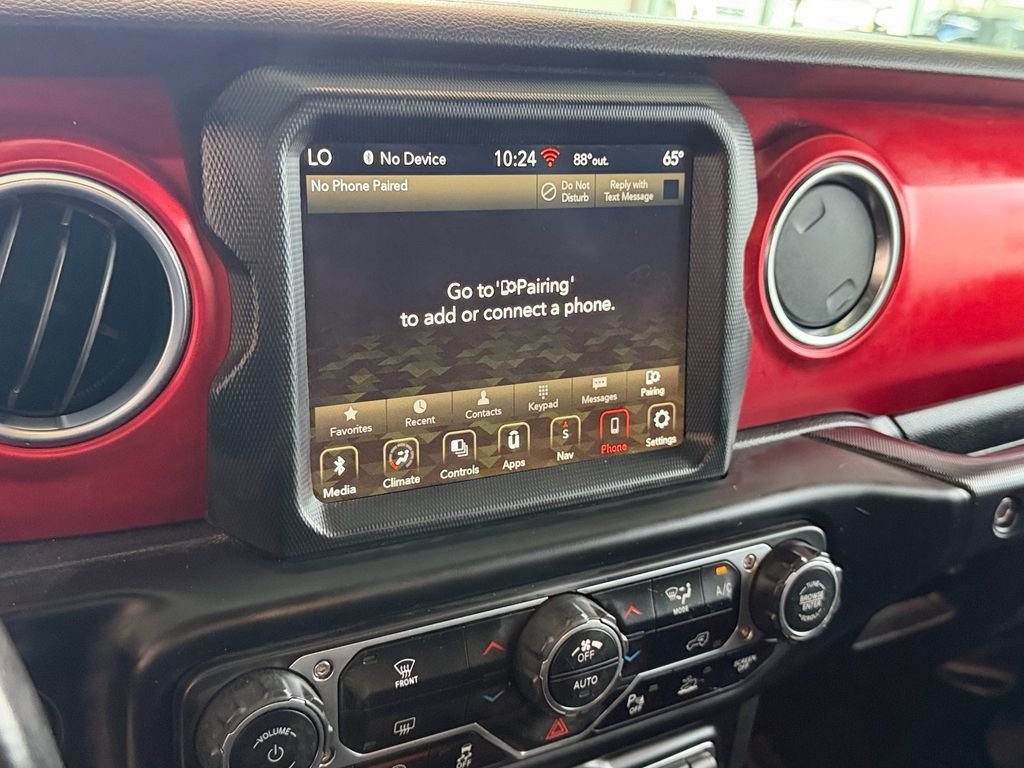 Used 2021 Black Jeep Unlimited Rubicon image 19
