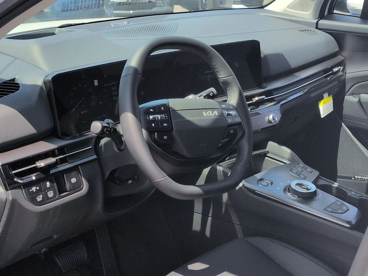 New 2026 Snow White Pearl Kia SX Prestige image 10