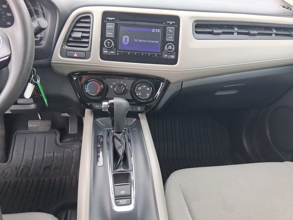 Used 2022 White Honda LX image 20