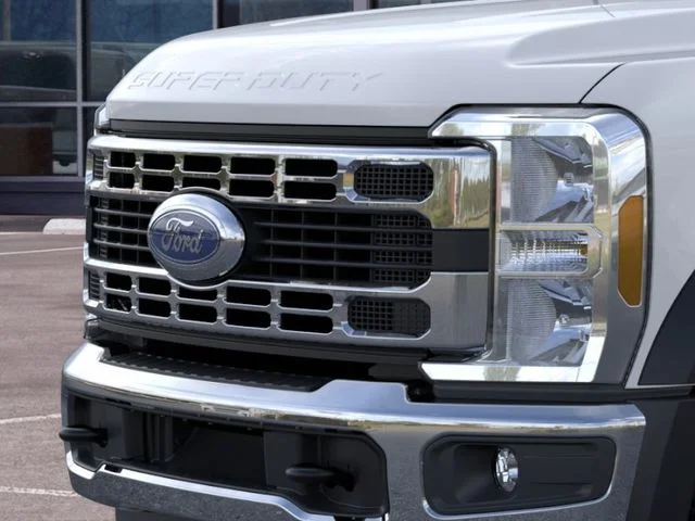 New 2026 Oxford White Ford XL image 17
