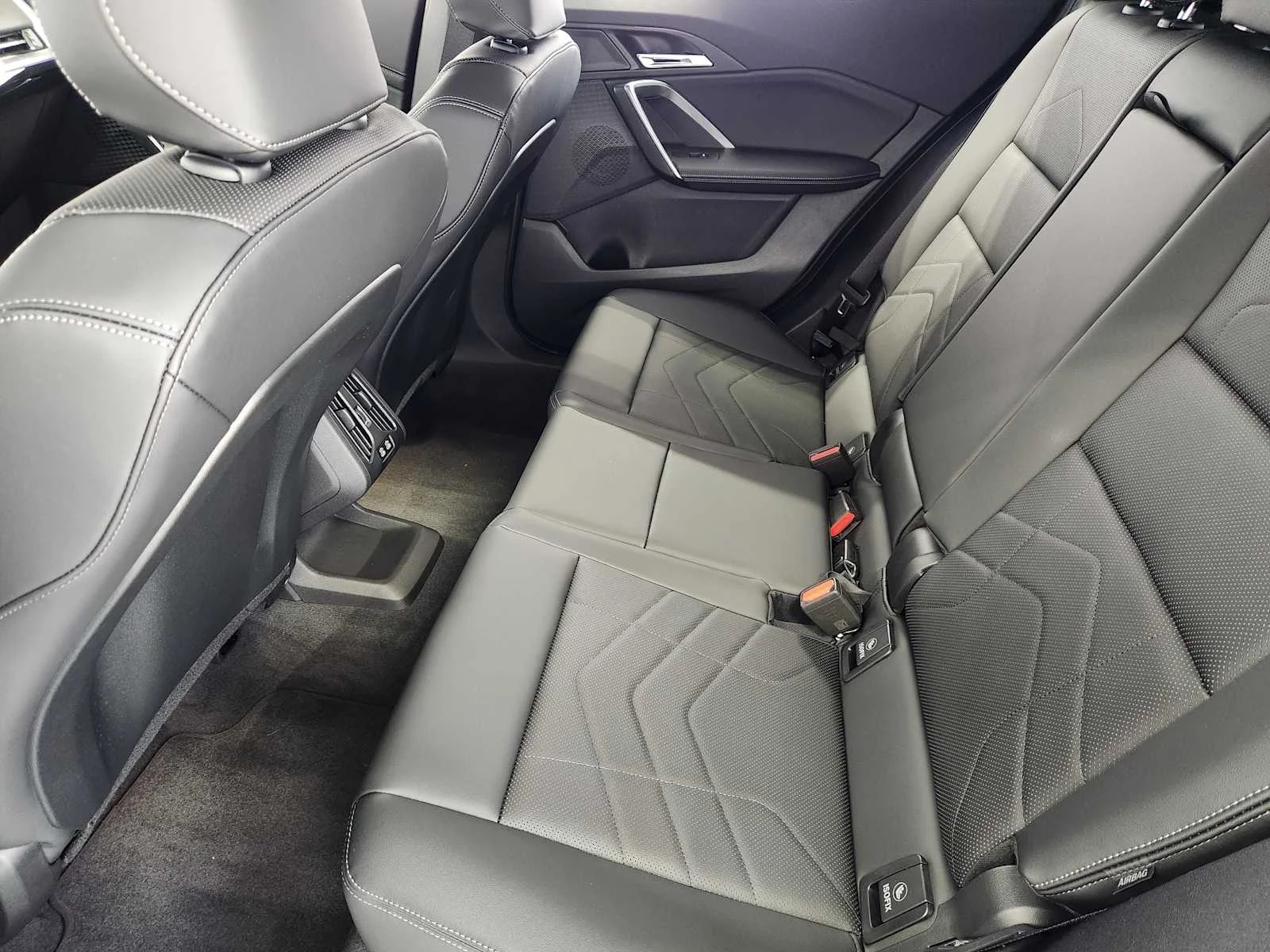 New 2026 Storm Bay Metallic BMW xDrive28i image 7