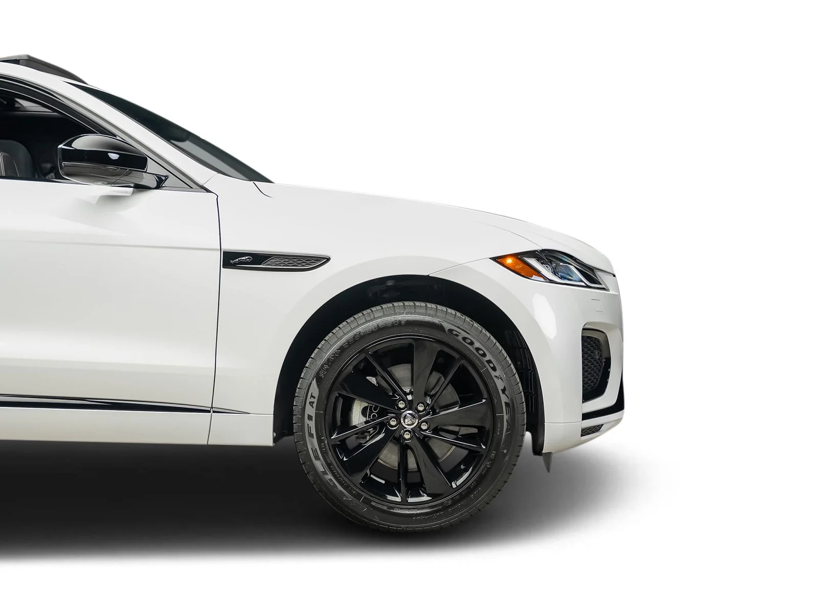 Used 2025 White Jaguar P250 R-Dynamic S image 28