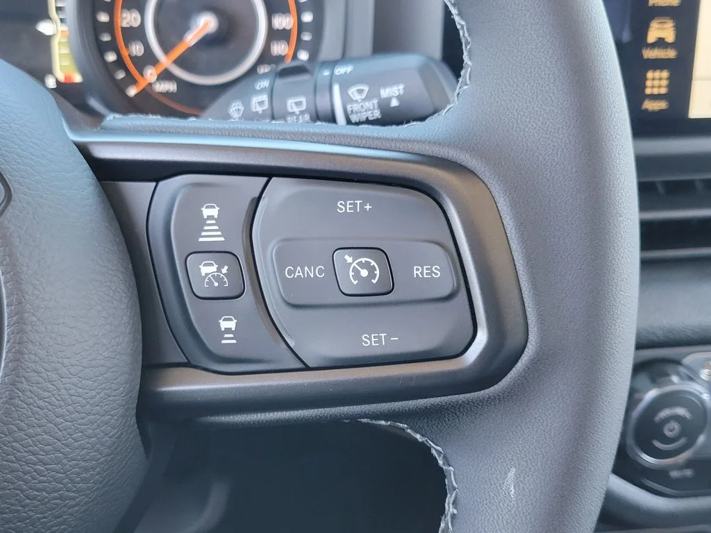 2026 Jeep Wrangler 4-Door photo 5