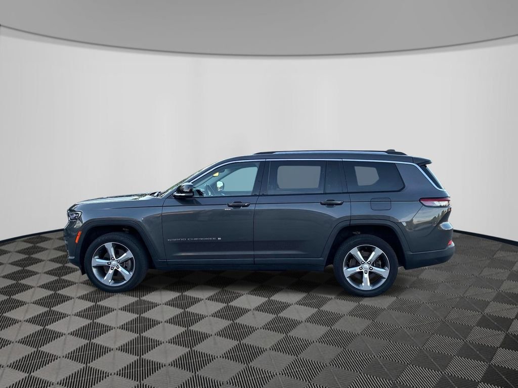 Used 2021 Gray Jeep Limited image 4