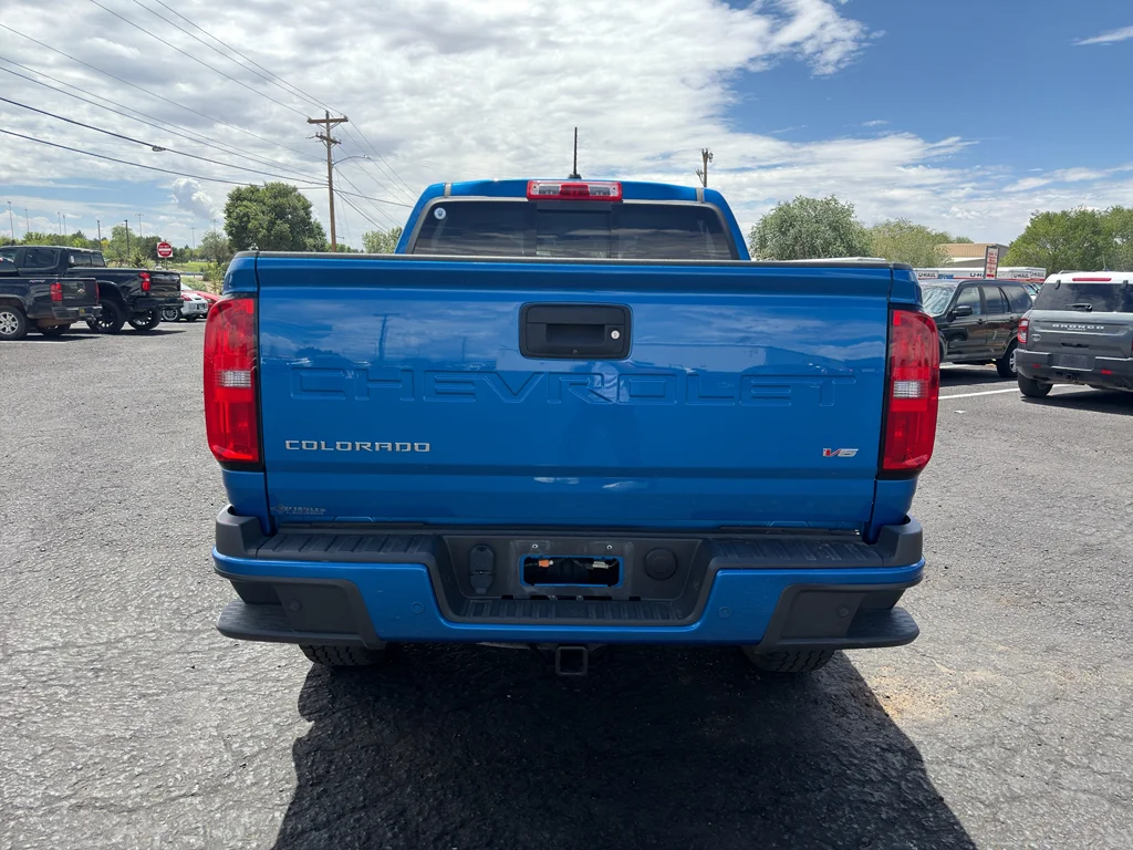 Used 2022 Bright Blue Metallic Chevrolet 4WD Z71 image 7